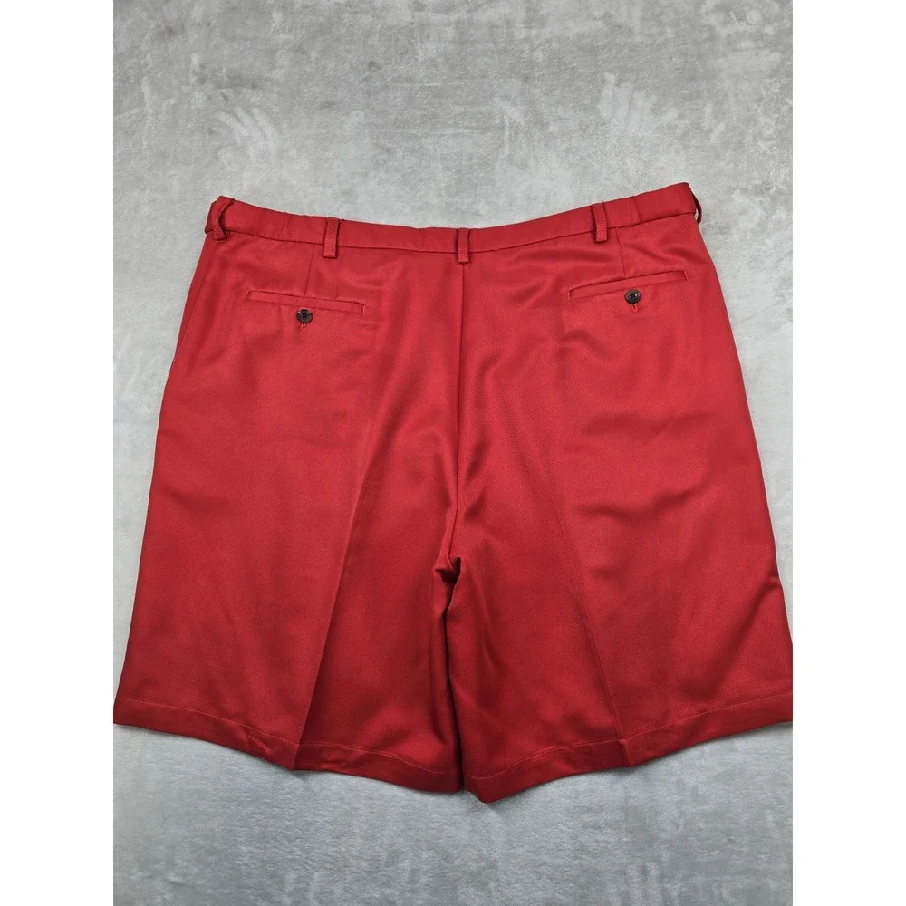 Haggar Dress Shorts Mens 44 Red Polyester Flat Front Classic Golf Casual‎